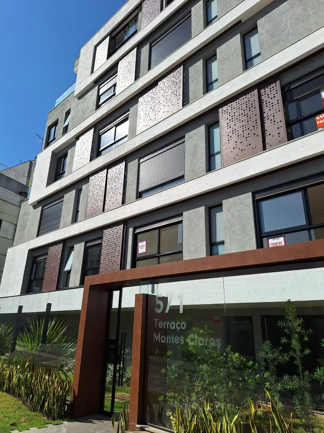 Apartamento à venda no Edifício Terraço Montes Claros com 2 quartos e 104m² - Voa Corretor - Site para corretores de imóveis