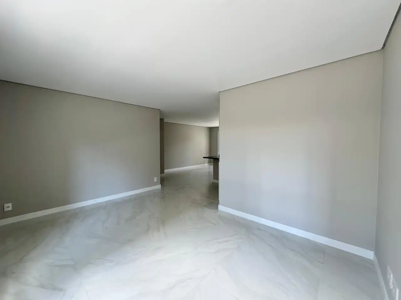 Apartamento à venda no Edifício Lux - Avulso 502, com 3 quartos e 116m² - Única Consultoria Imobiliária