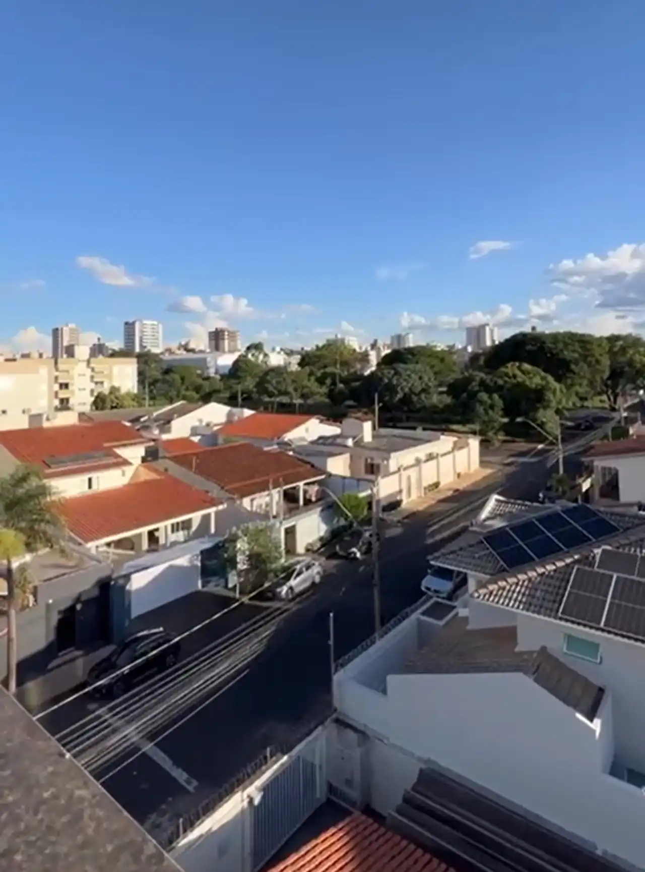 Image 13 -  em Santa Mônica, Uberlândia - MG