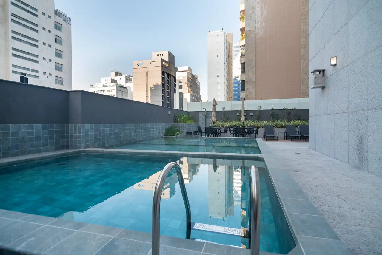 Piscina externa - Apartamento à venda no Contorno Residence com 4 quartos e 131m²